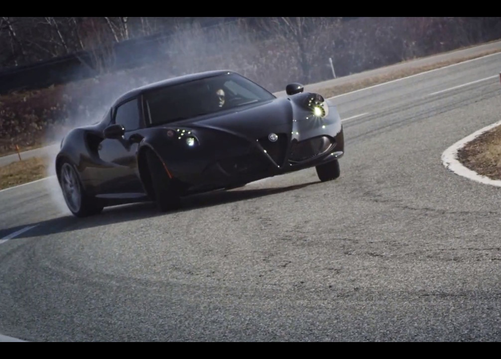 Video: Alfa Romeo 4C hits the track