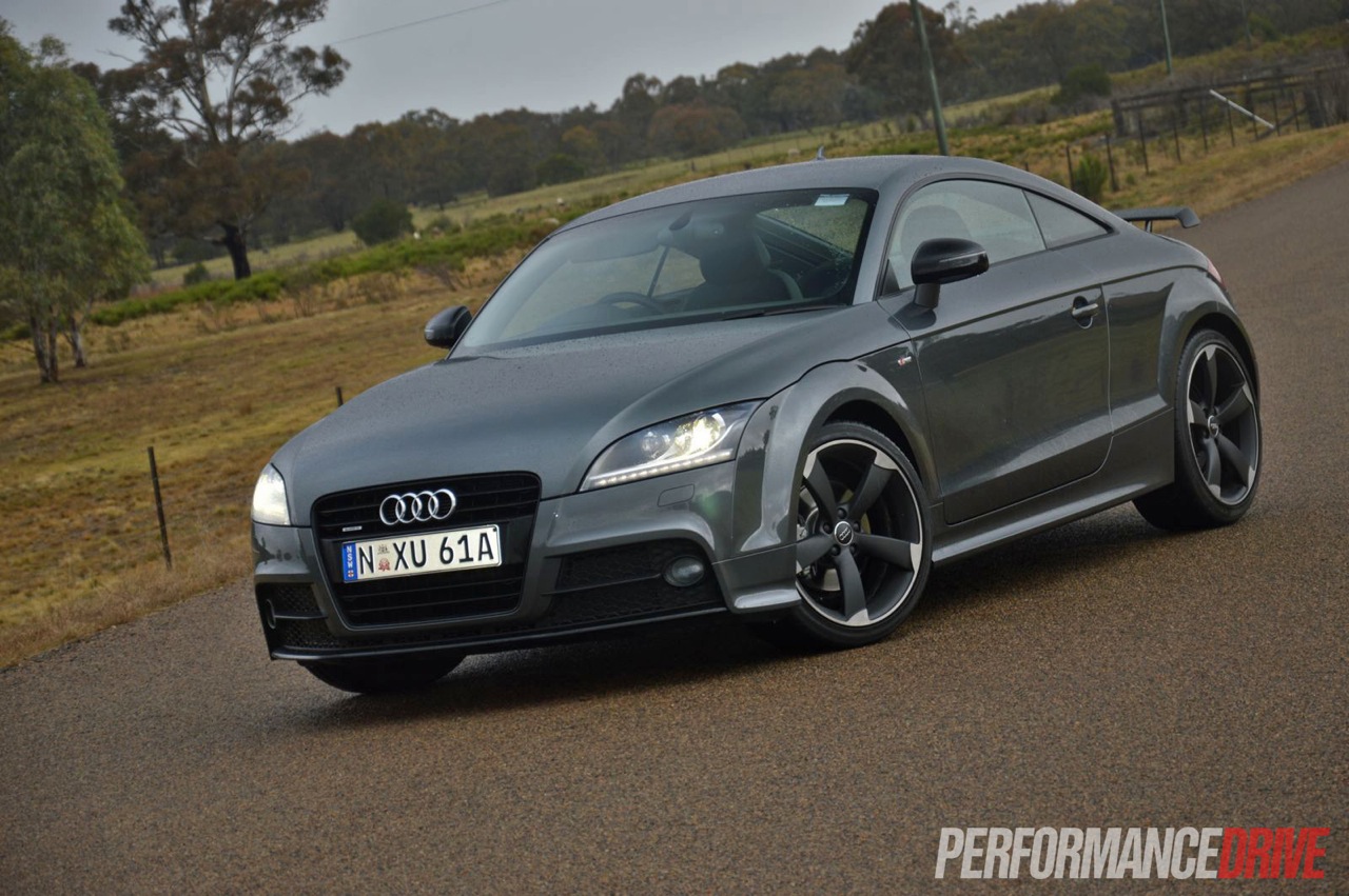 2013 Audi TT Coupe S line Competition review (video)
