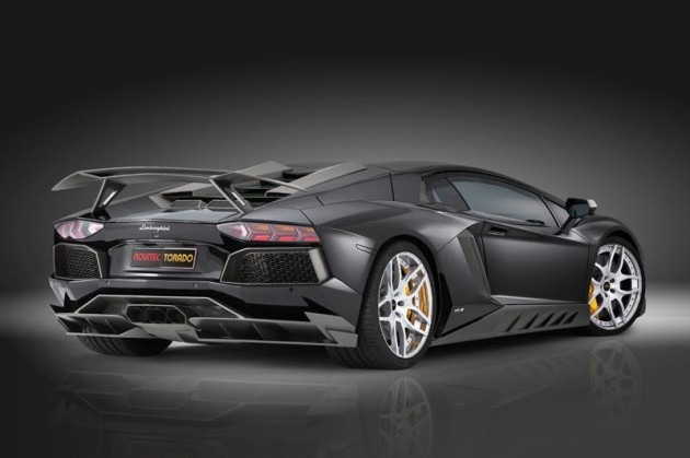 Novitec Lamborghini Aventador black-rear