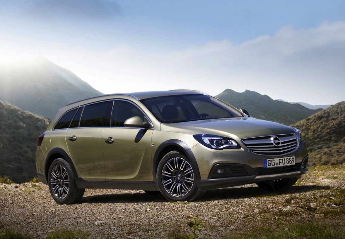 Opel Insignia Country Tourer revealed, 4×4 and 20mm higher