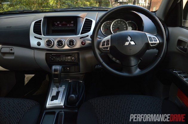 2013 Mitsubishi Triton GLX-R interior