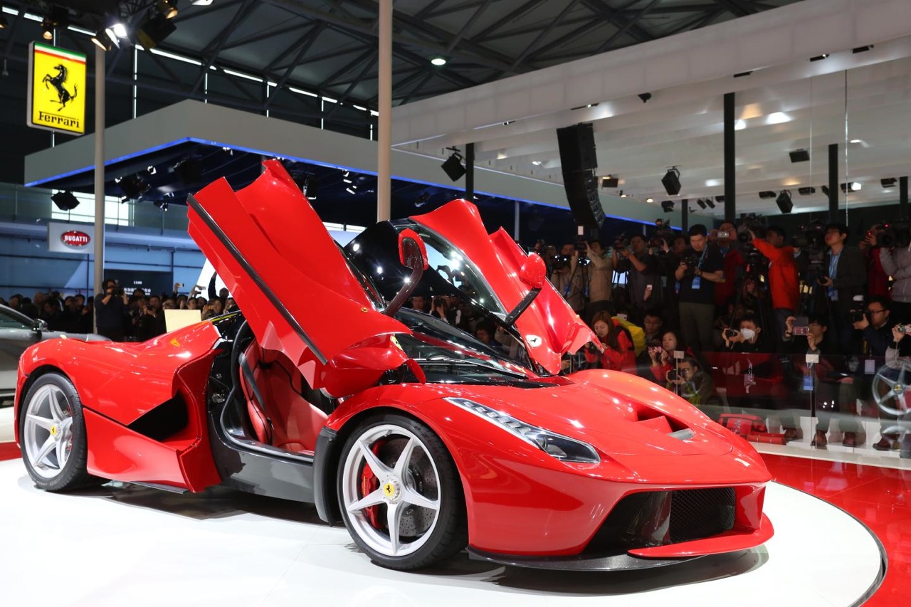 Ferrari boss Montezemolo says “yes” to more hybrids