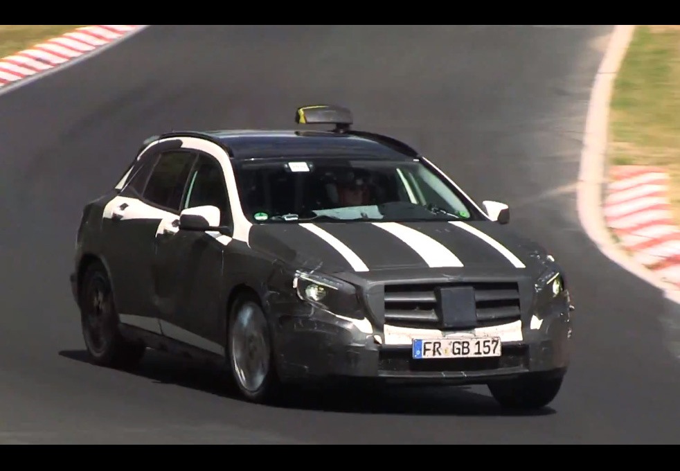 Video: Mercedes-Benz GLA-Class spotted, prototype taxi?