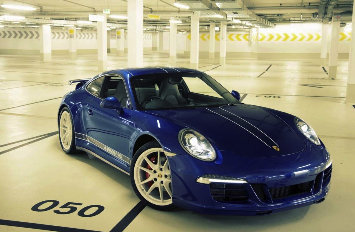 Bespoke Porsche 911 C4S celebrates 5M Facebook fans