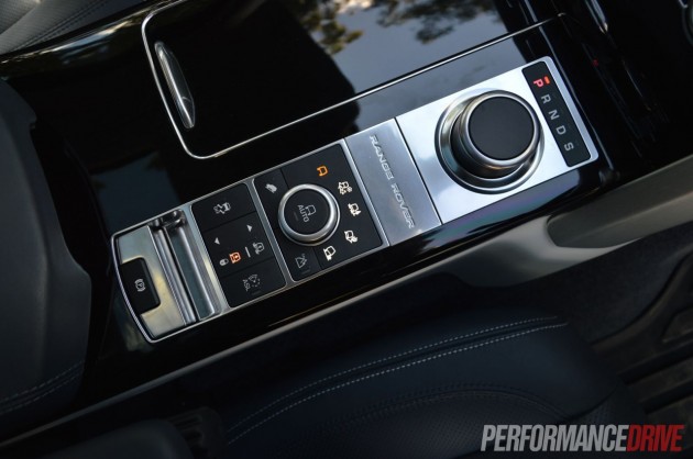 2013 Range Rover Vogue SE gear shifter and driving modes