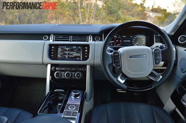 2013 Range Rover Vogue SE interior
