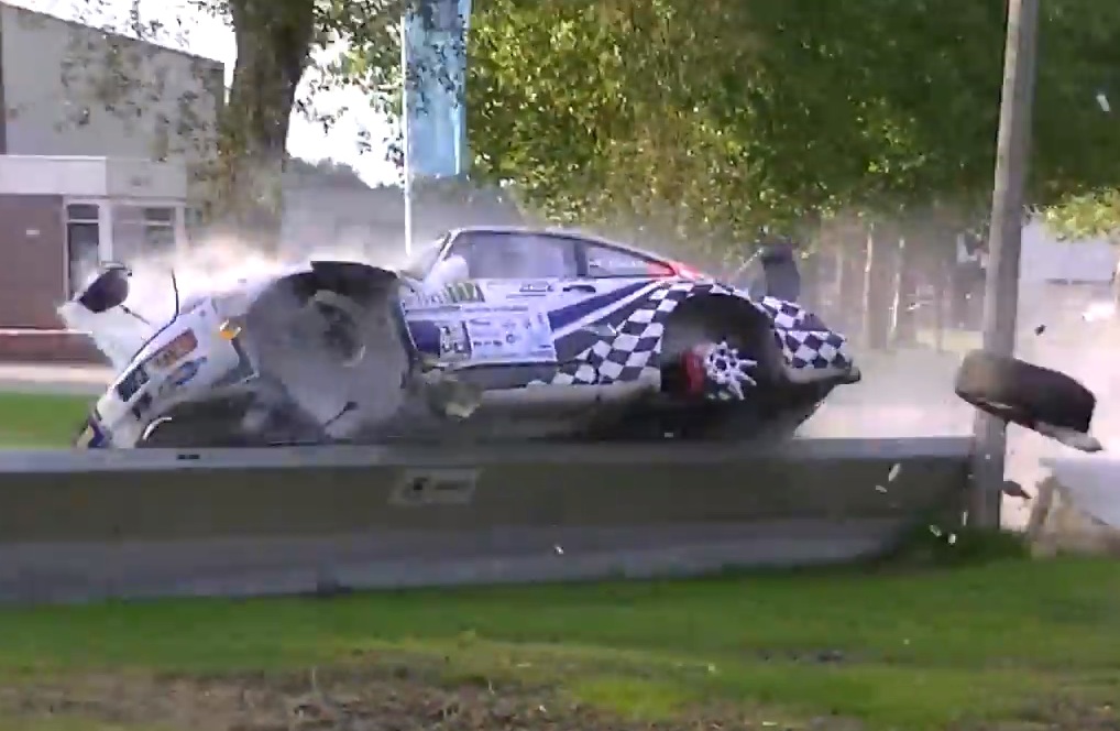 Brutal Porsche 911 Crash During Hellendoorn Rally Performancedrive