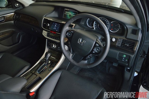 2013 Honda Accord V6L interior