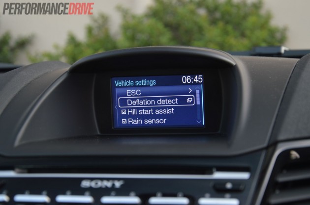 2013 Ford Fiesta ST tyre pressure monitor