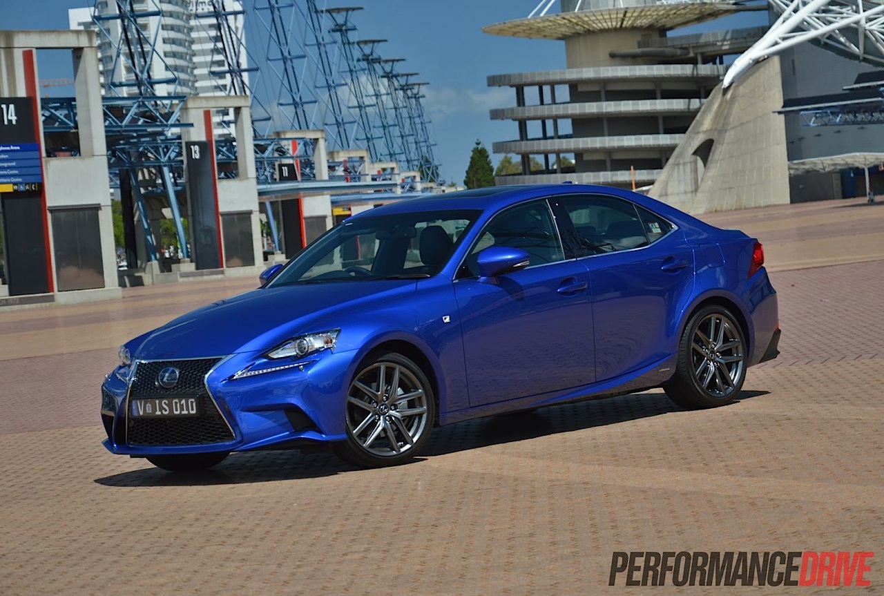 2013 Lexus IS 300h review (video) PerformanceDrive