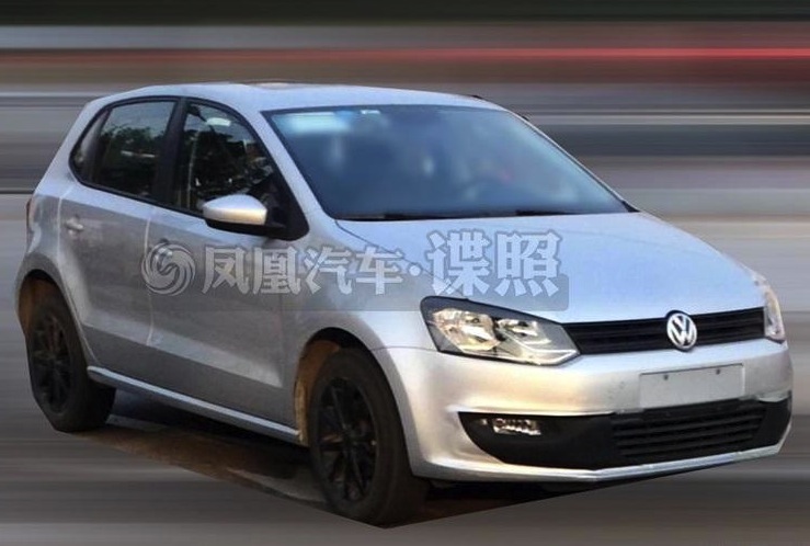 2014 Volkswagen Polo spotted undisguised