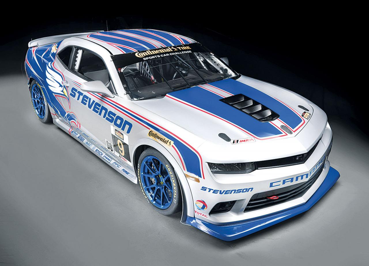 Chevrolet Camaro Z/28.R looks awesome