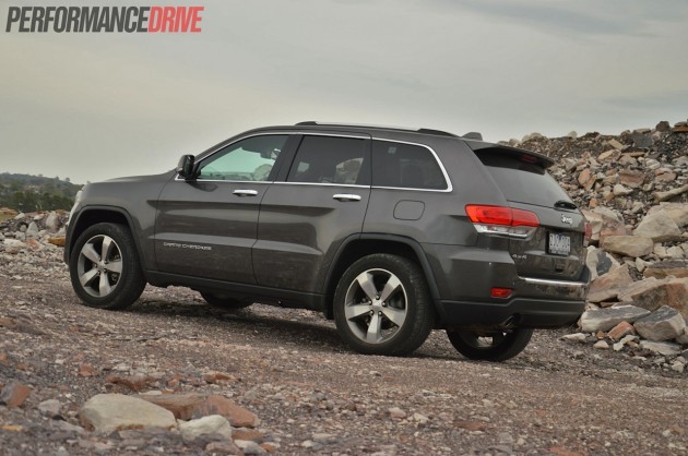 2014 Jeep Grand Cherokee Limited off road