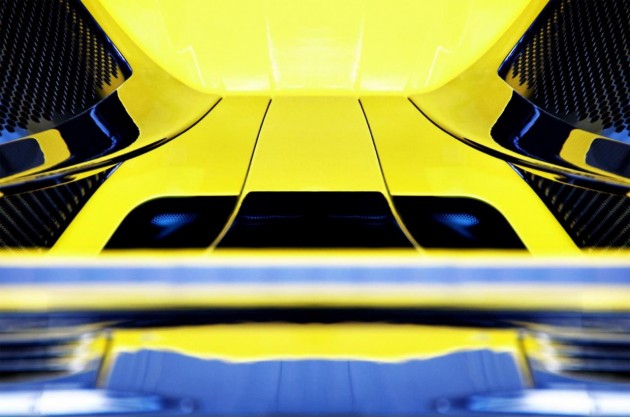 Arash Cars teaser-engine cover