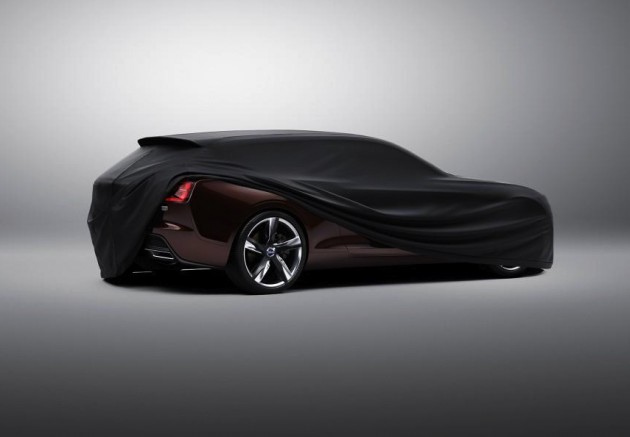 Volvo Concept Estate-rear side teaser