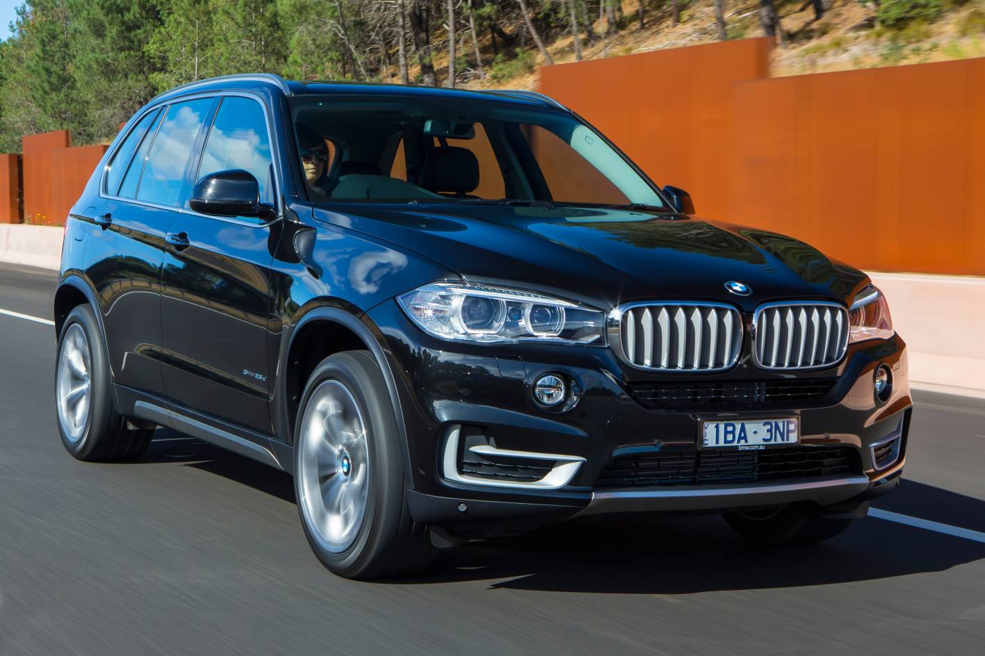 BMW making major product announcement, new X7 likely