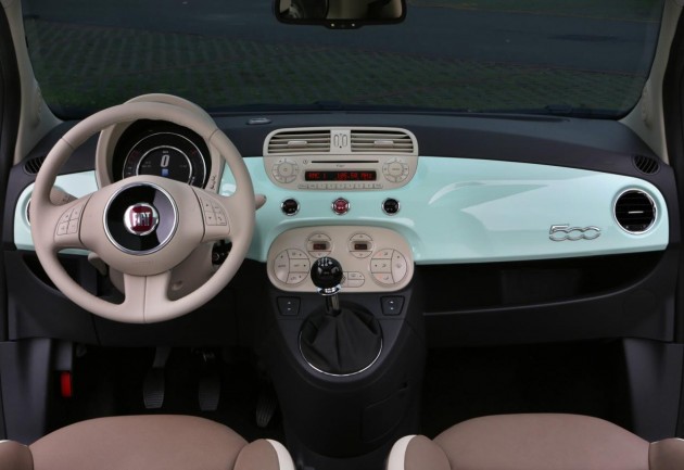 2014 Fiat 500 update-dash