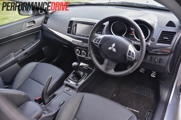 2014 Mitsubishi Lancer Sportback VRX front interior