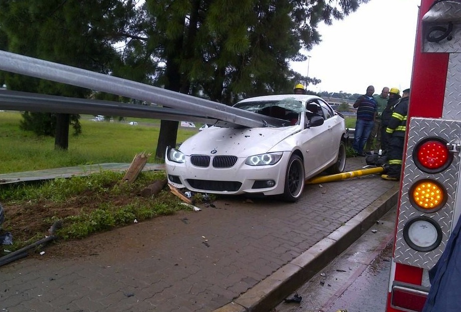 BMW 335i gets speared in crash, driver survives