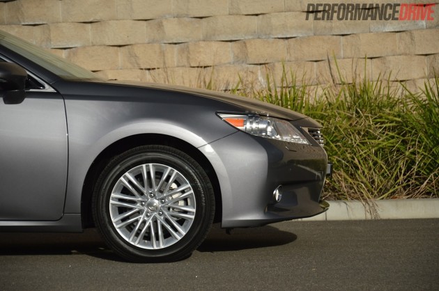 2014 Lexus ES 350 Sports Luxury review (video) | PerformanceDrive