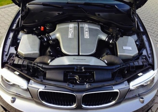 TJ Fahrzeugdesign BMW 1M CSL-V10 engine