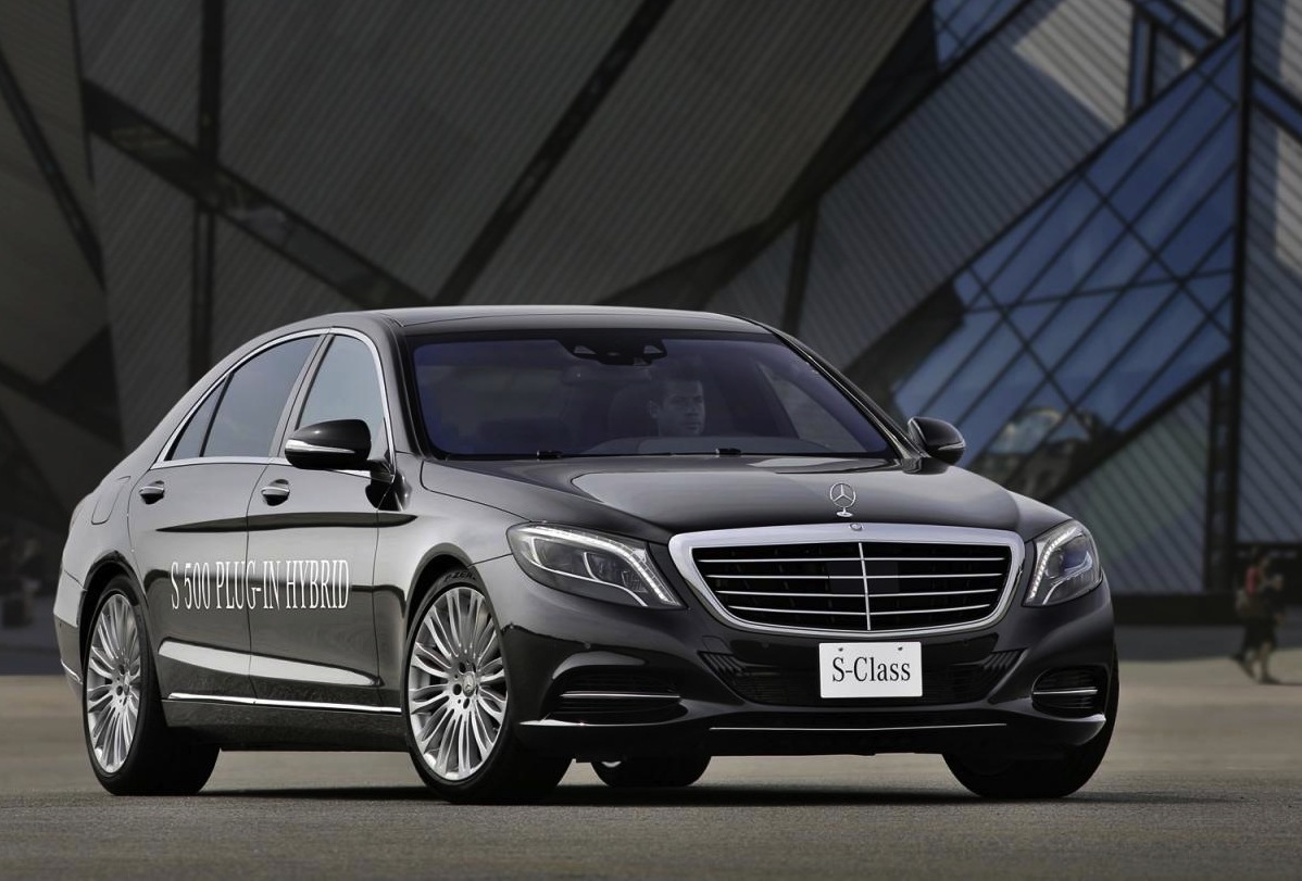 Mercedes-Benz S 500 Plug-In Hybrid offers 325kW, 2.8L/100km