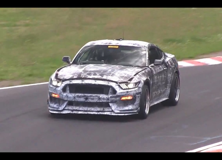 Video: 2015 Ford Mustang GT350 spotted
