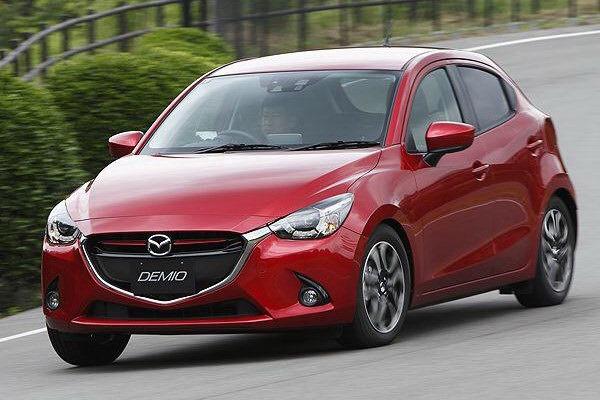 2015 Mazda2 revealed; UPDATE