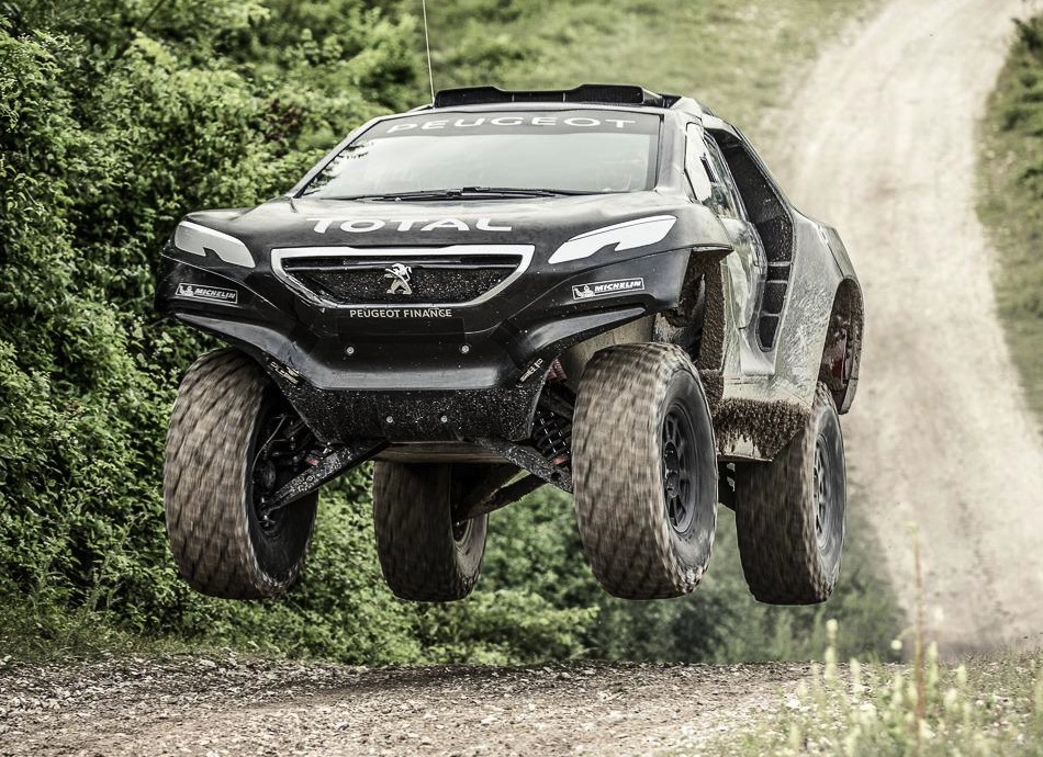 Peugeot 2008 DKR Dakar car will compete with 2WD (video)