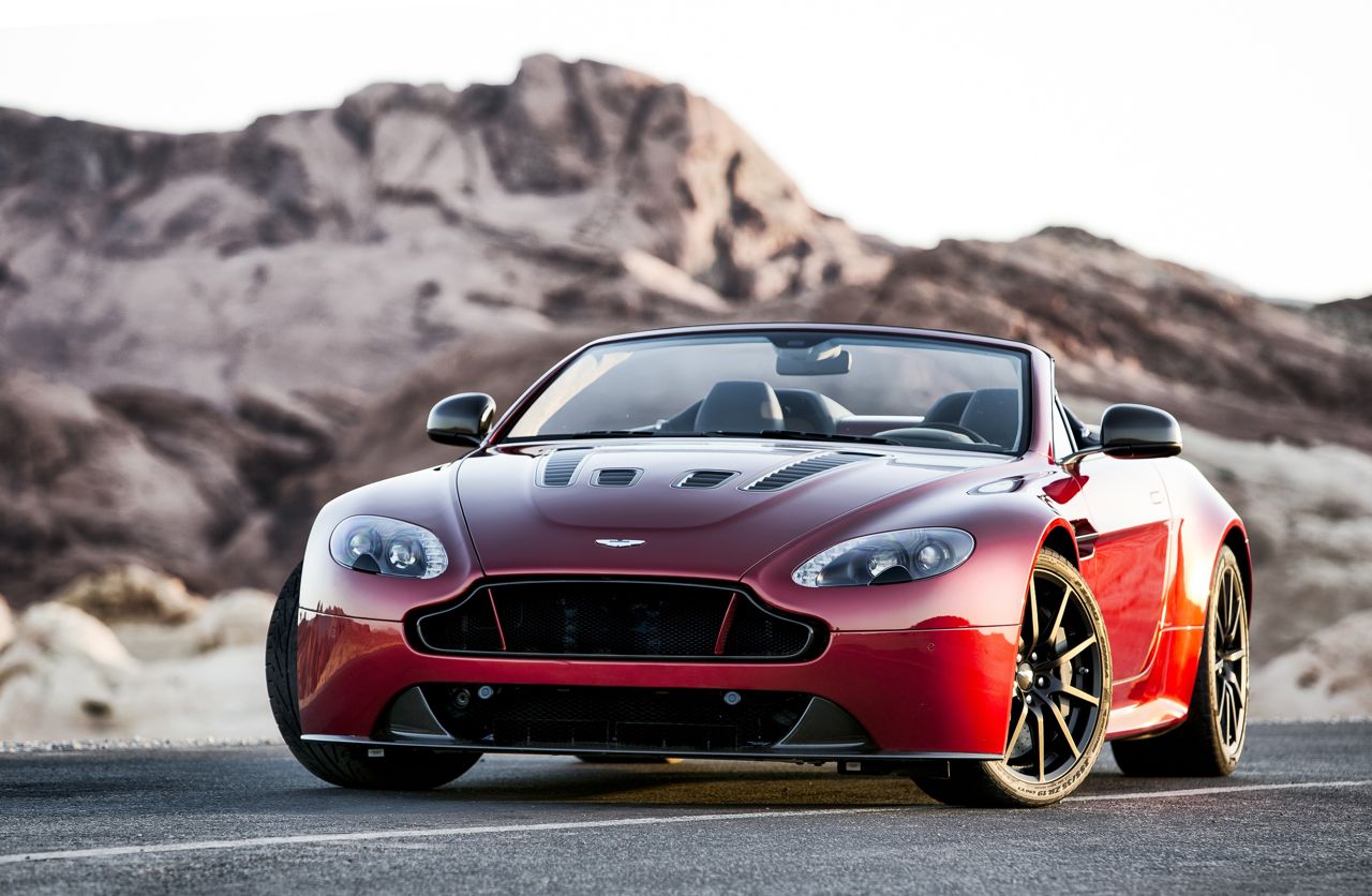 An Unrivaled Experience: The 2023 Aston Martin V12 Vantage Roadster