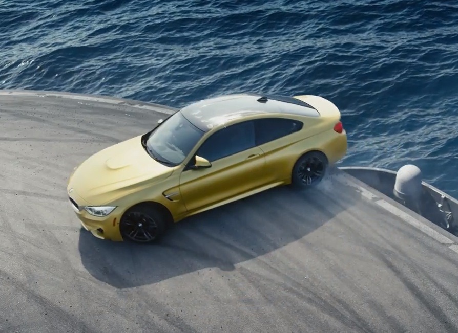 BMW M4 on ‘ultimate racetrack’ – drifting on aircraft carrier