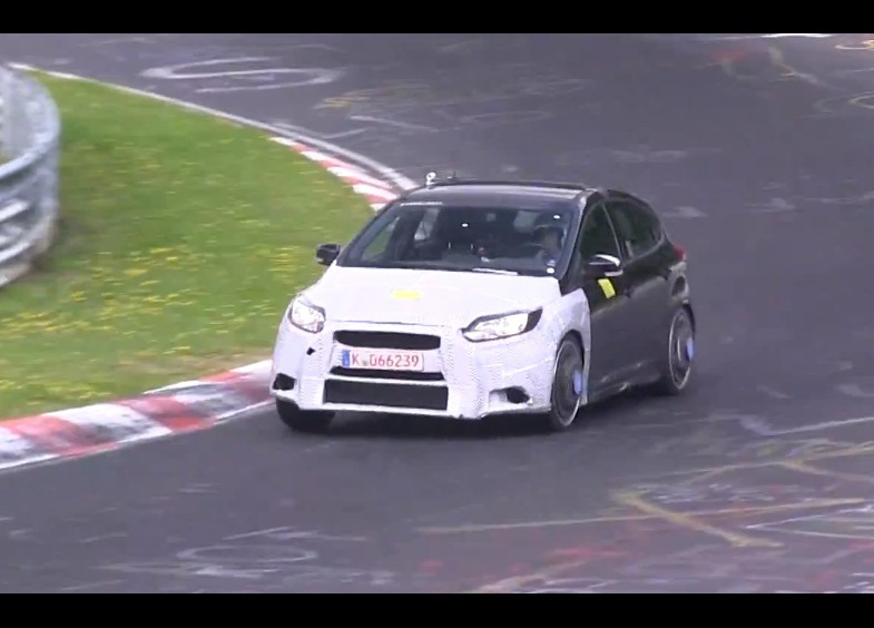 Video: 2017 Ford Focus RS prototype spotted, manual confirmed?