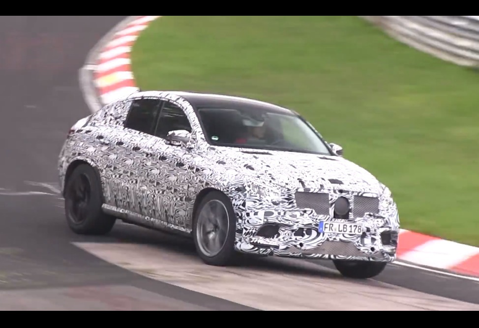 Video: Mercedes-Benz MLC-Class spotted, BMW X6 rival