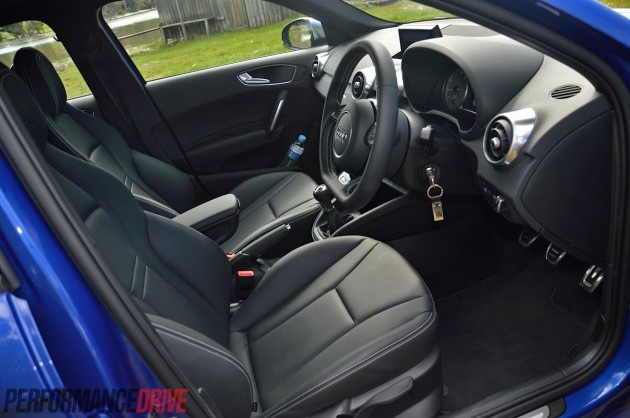 2014 Audi S1 Sportback-option front seats