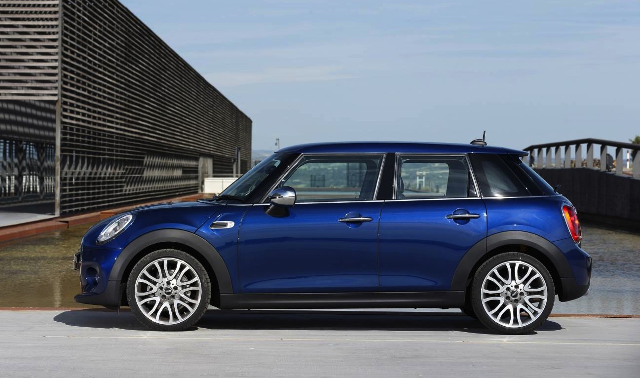 2015 MINI Cooper 5 Door on sale from $27,750 – PerformanceDrive