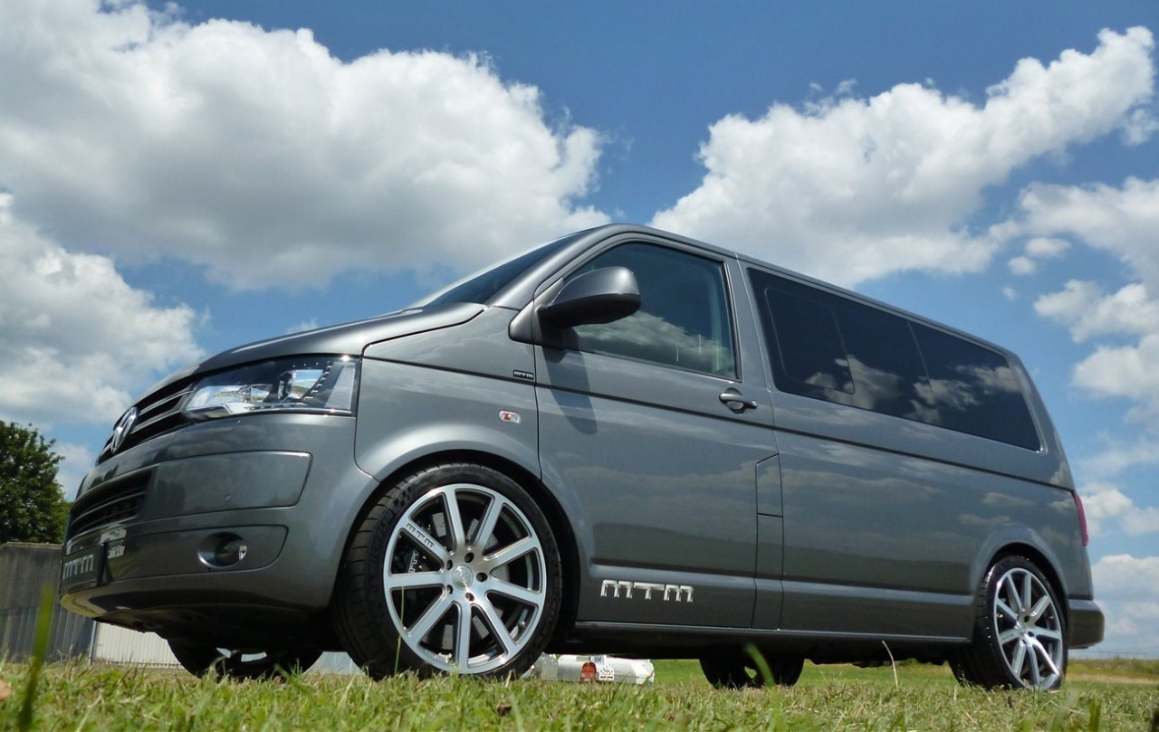 MTM T400 based on Volkswagen T5 Multivan Comfortline