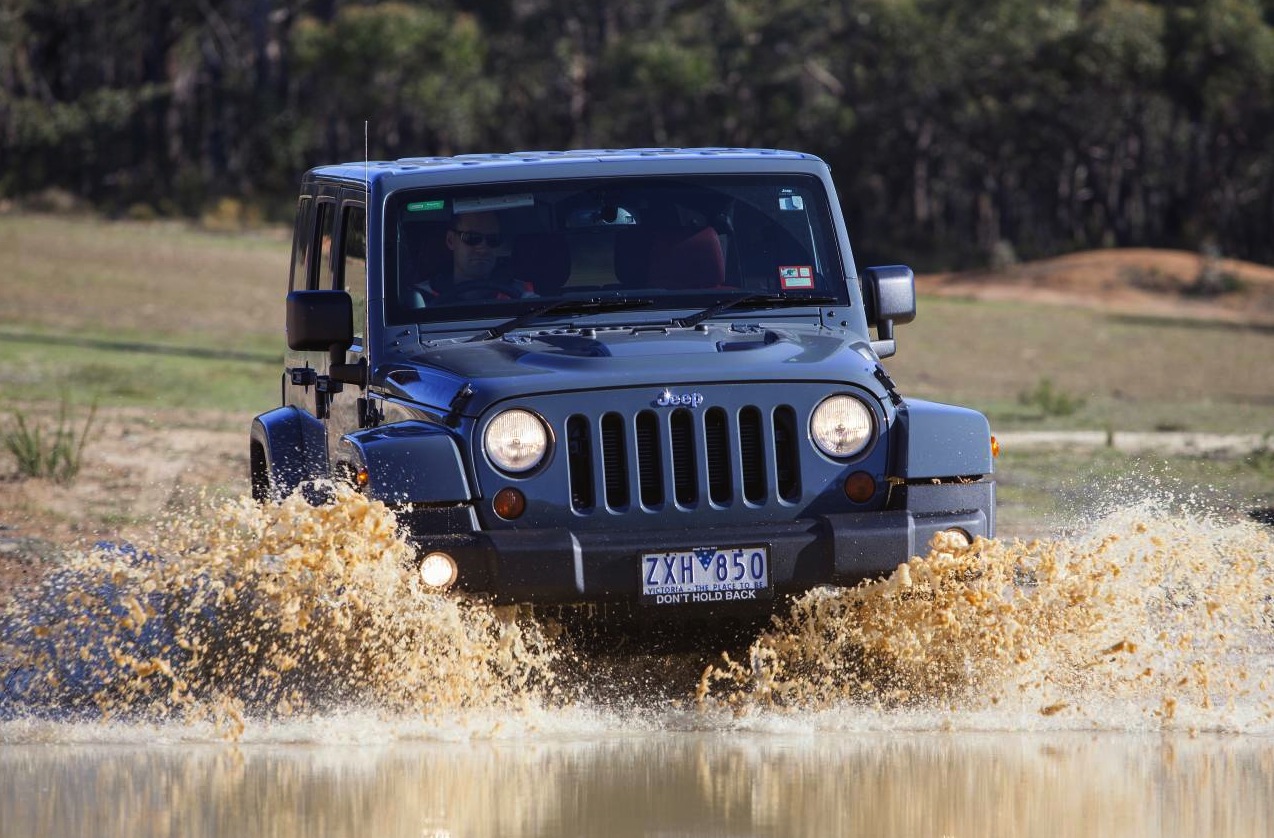 8-speed auto confirmed for 2017 Jeep Wrangler, 9% more efficient