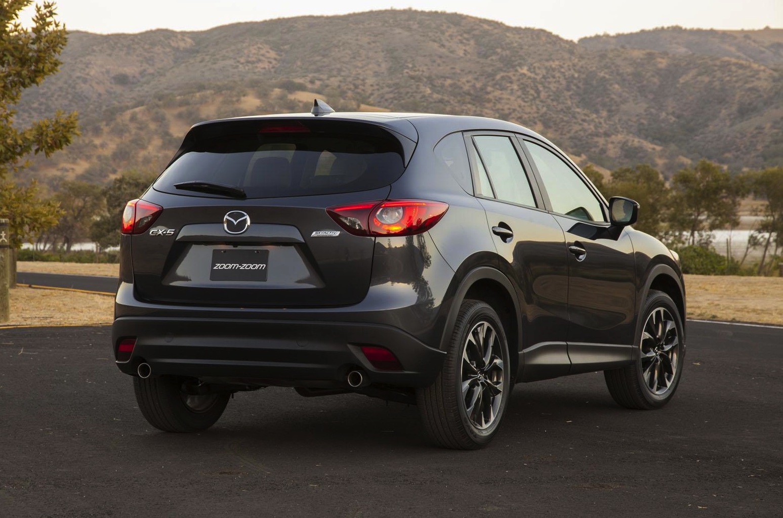 2015 Mazda CX-5 revealed at LA Auto Show | PerformanceDrive