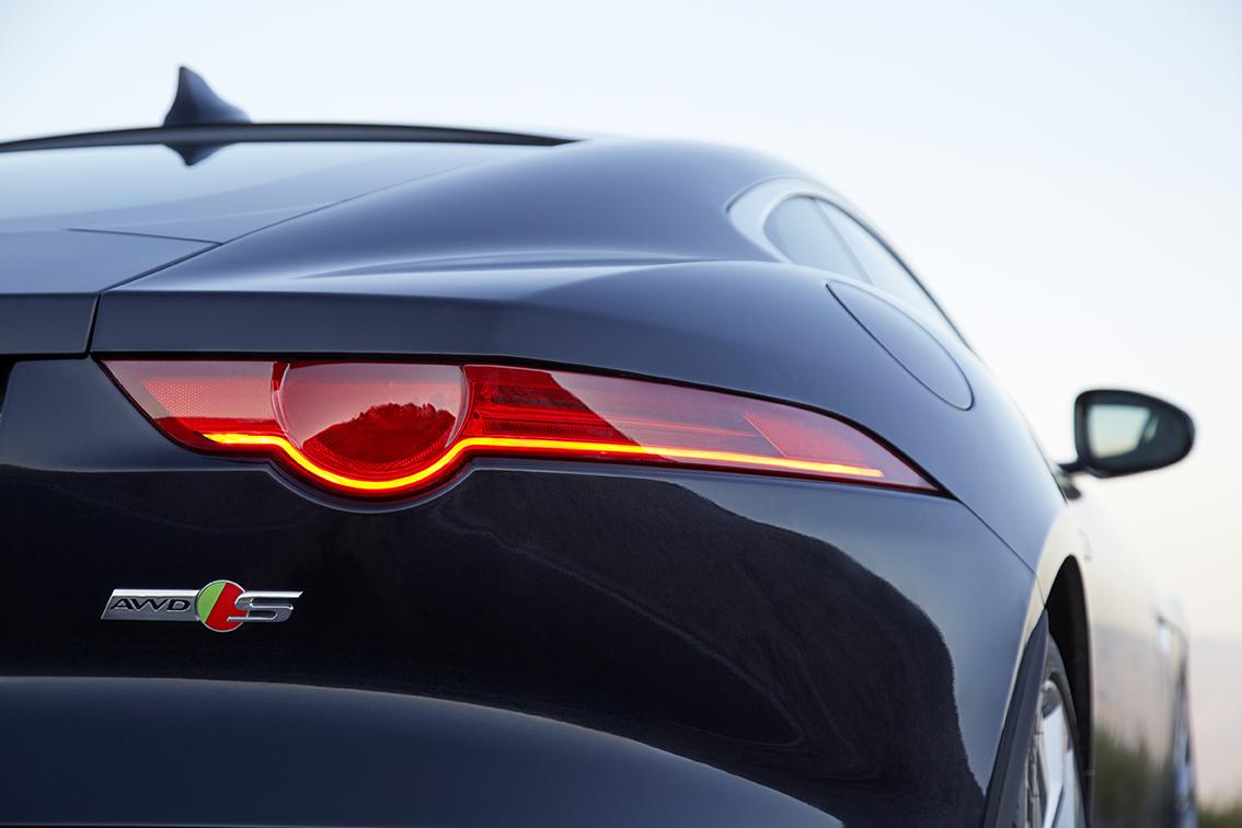 2016 Jaguar F-Type V6 models gain manual option, R AWD only