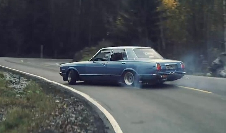 A 2JZ-powered Toyota Cressida and a Norwegian man (videos)