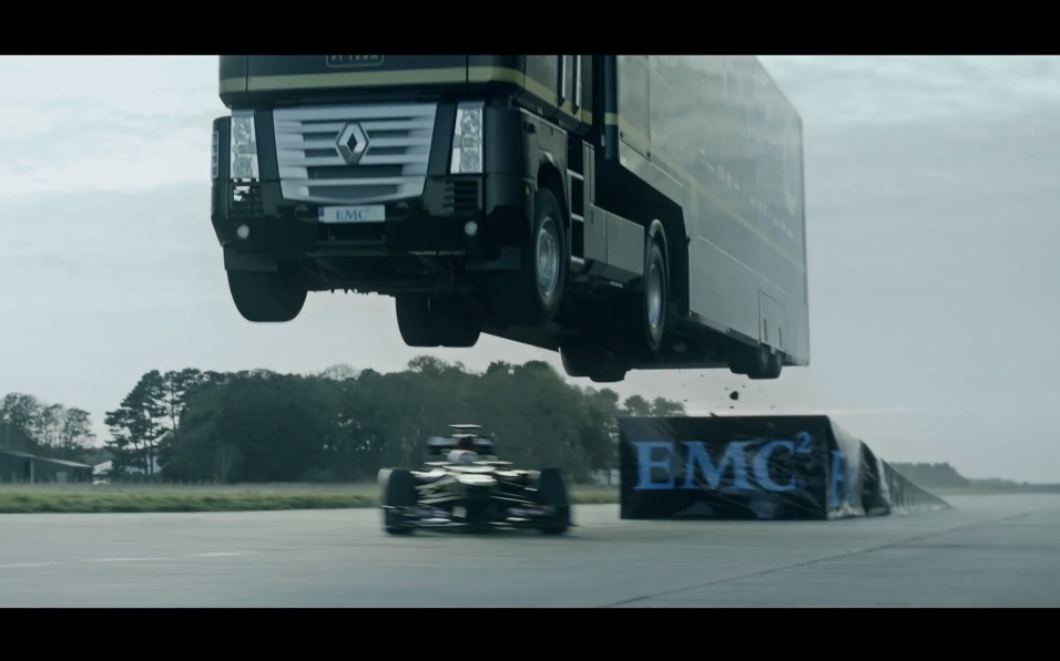 Video: Amazing record truck jump, leaps over Lotus F1 car