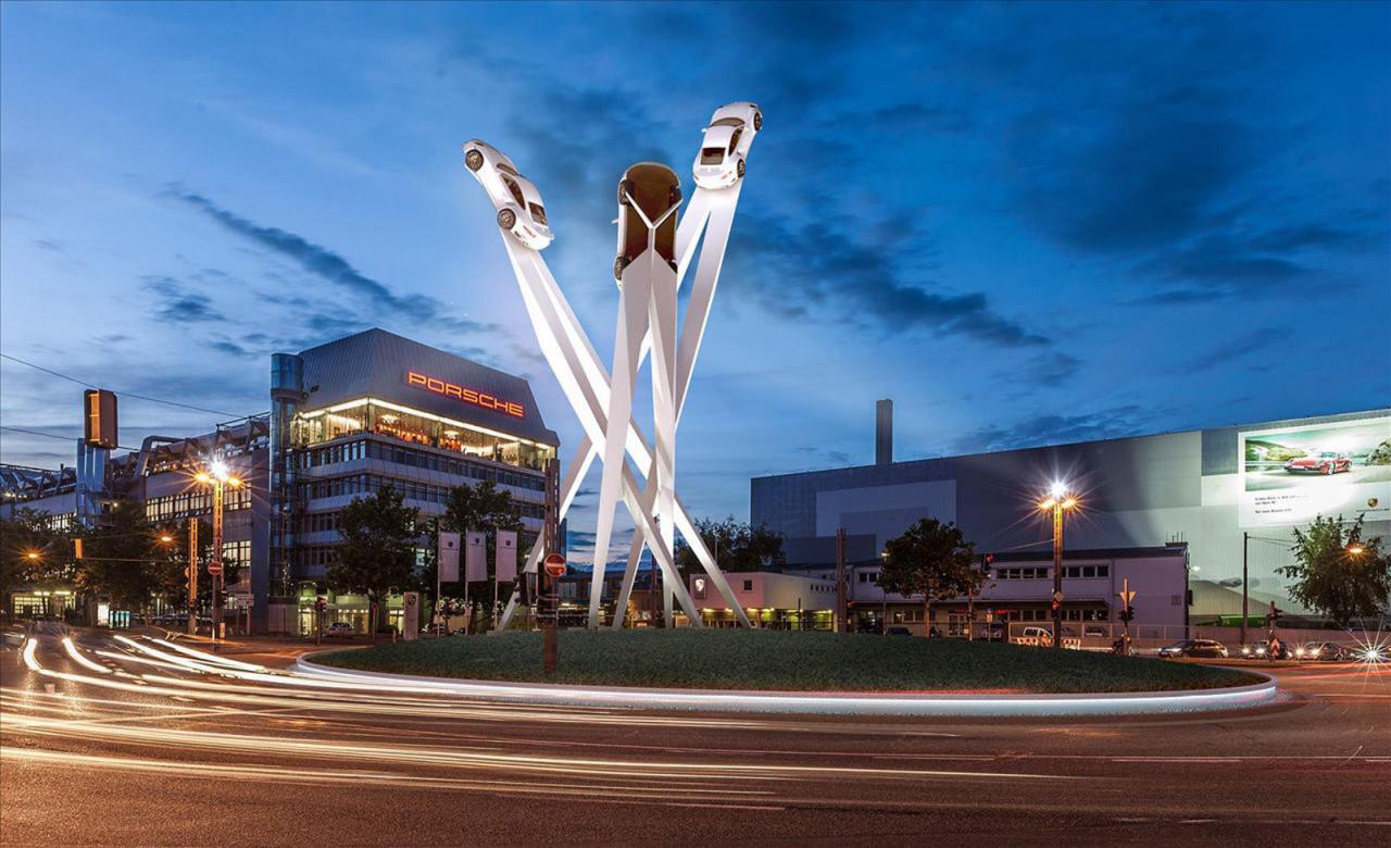 Porsche puts massive 911 sculpture on roundabout in Zuffenhausen