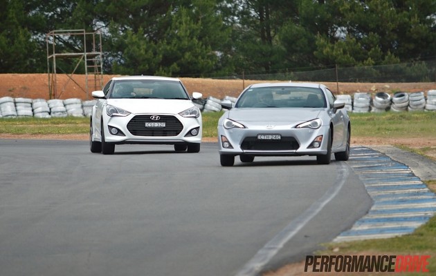 2014 Hyundai Veloster Turbo vs Toyota 86 GTS-race