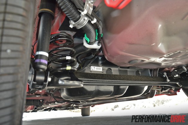 2015 Toyota Yaris ZR-rear suspension