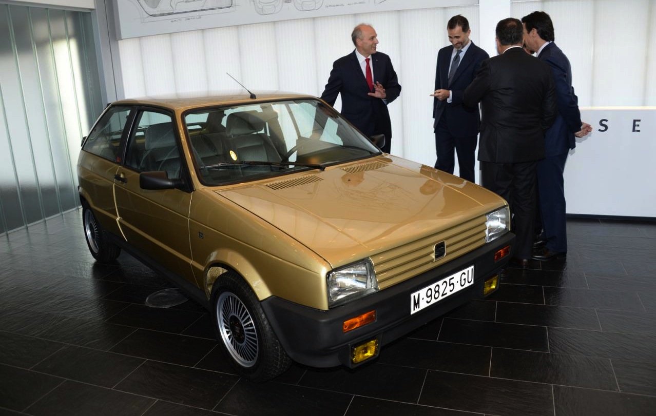 SEAT restores 1986 Ibiza for King Felipe VI of Spain, his first car
