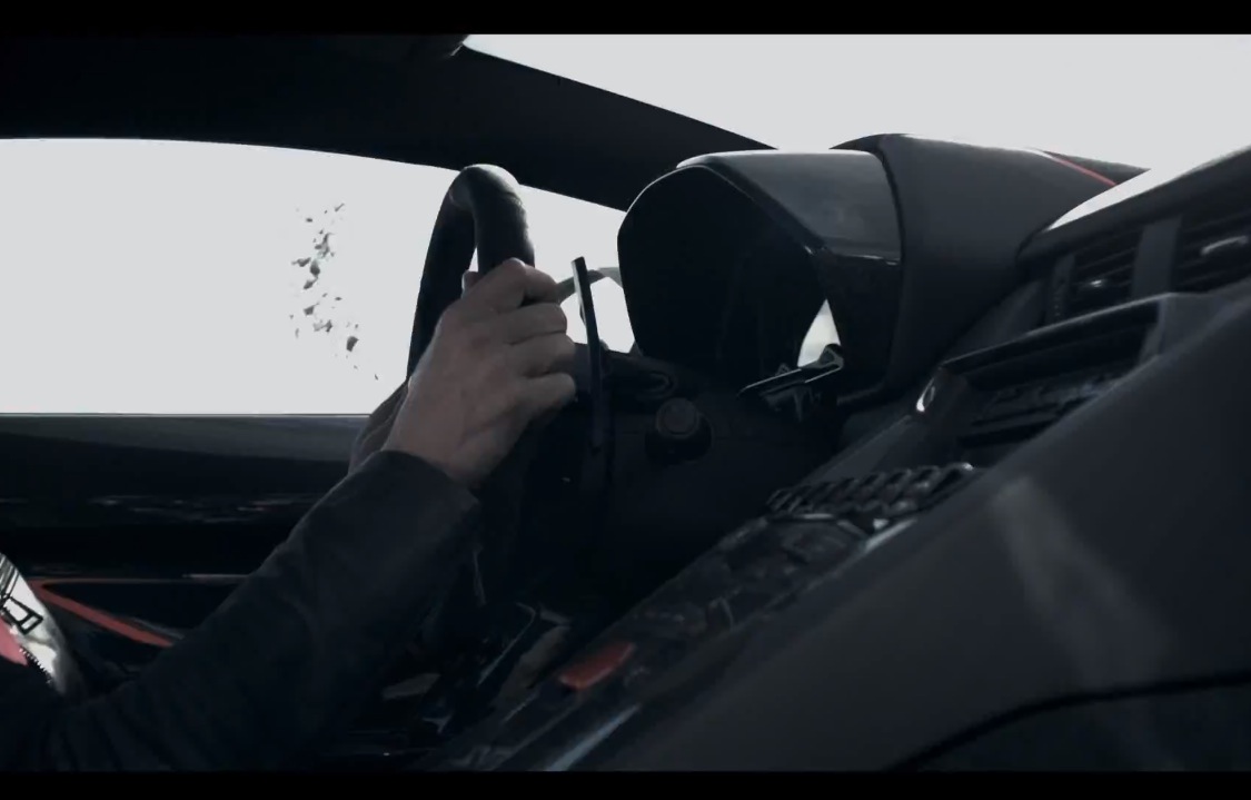 Video: Lamborghini Aventador SV previewed, nice V12 sound