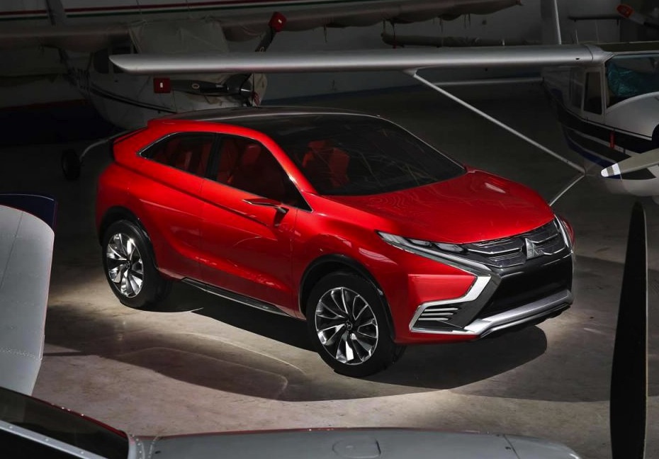 Mitsubishi Concept XR-PHEV II revealed before Geneva debut