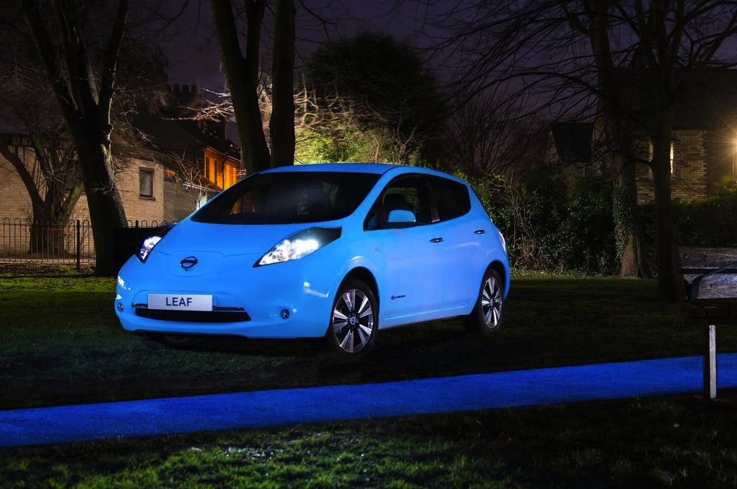 Nissan creates one-off glow-in-the-dark LEAF