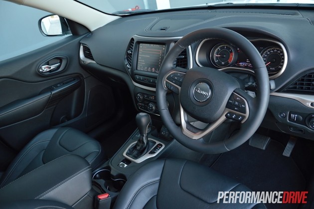 2015 Jeep Cherokee Limited Diesel-interior