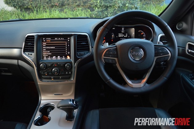 2015 Jeep Grand Cherokee Blackhawk-interior